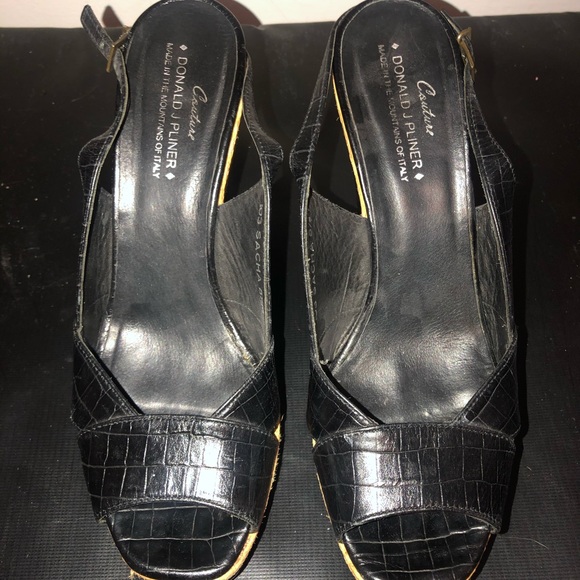 Donald J Pliner Black Wedge sz 8.5 - Picture 3 of 8